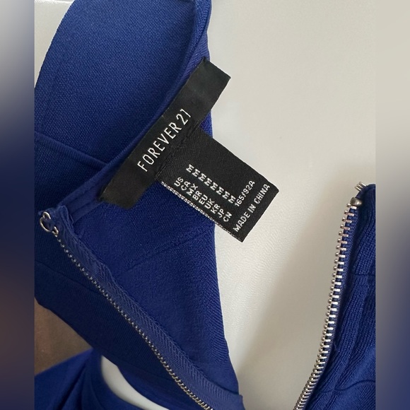 *Closet clear out* Forever 21 bandage dress - Picture 5 of 5